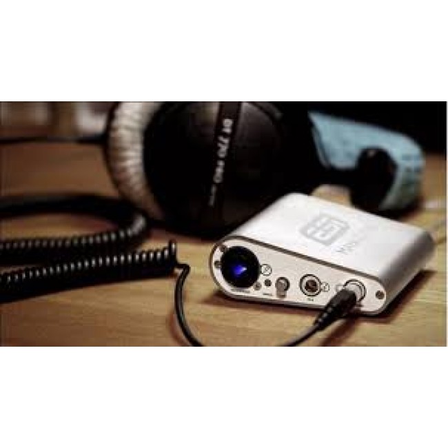 ESI MAYA22USB | Interfaz de Audio USB Flexible de Alto Rendimiento de 24 Bits